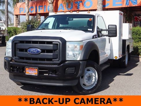 Used 2016 Ford F550 2WD Regular Cab Super Duty image 4