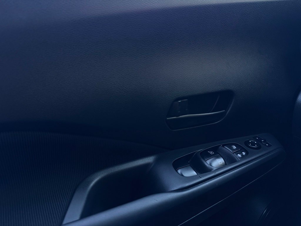Used 2025 Nissan Kicks Play S FWD image 12
