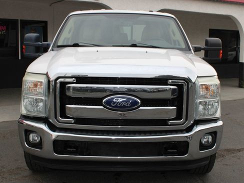 Used 2011 Ford F350 Lariat w/ Lariat Interior Pkg image 6