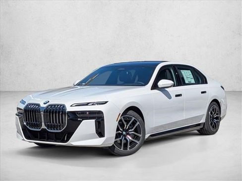 New 2026 BMW i7 eDrive50 w/ M Sport Package RWD image 1
