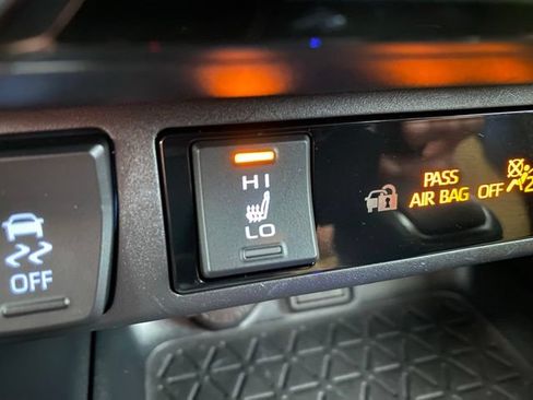 Used 2025 Toyota RAV4 XLE Premium w/ Weather Package AWD/4WD image 18