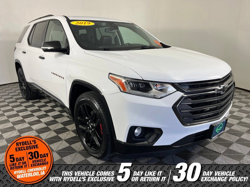 Used 2019 Chevrolet Traverse Premier w/ Redline Edition AWD/4WD image 2
