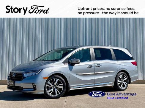 Used 2023 Honda Odyssey Touring image 1
