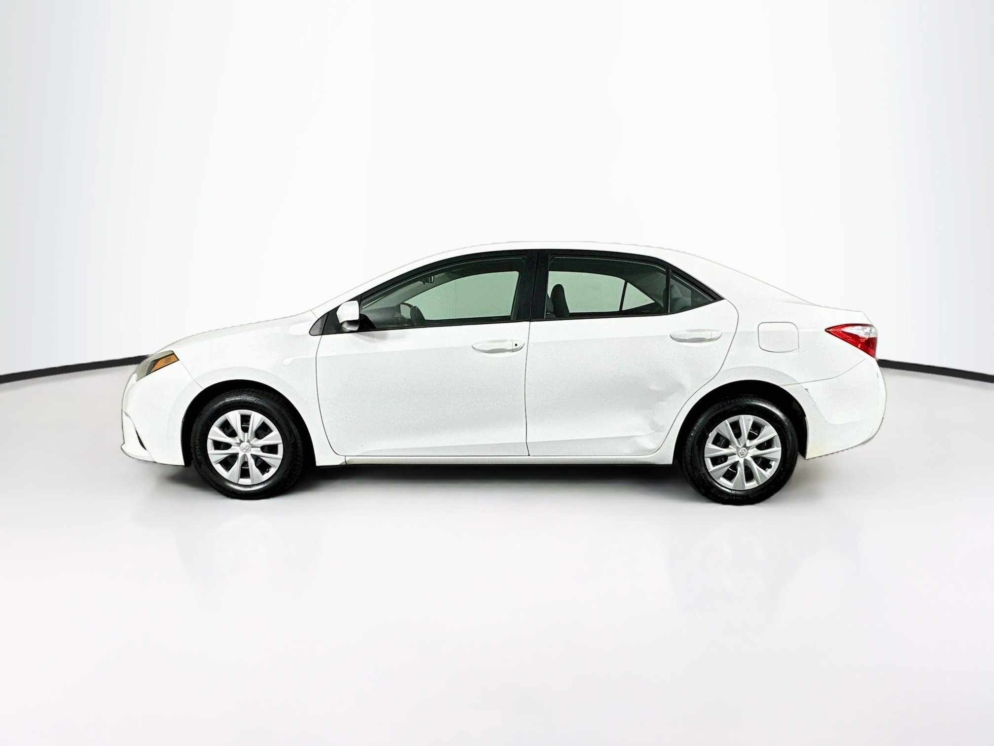 Used 2014 Toyota Corolla L FWD image 4