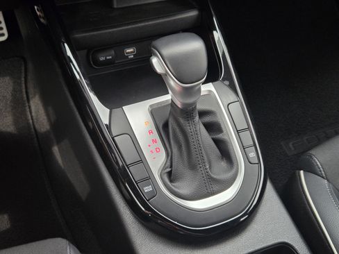 Used 2023 Kia Forte GT-Line w/ GT-Line Technology Package image 26