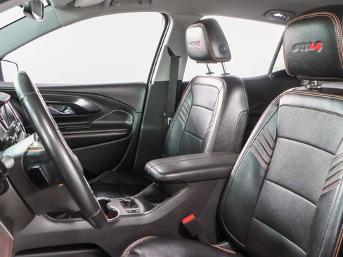 Used 2023 GMC Terrain AT4 image 23