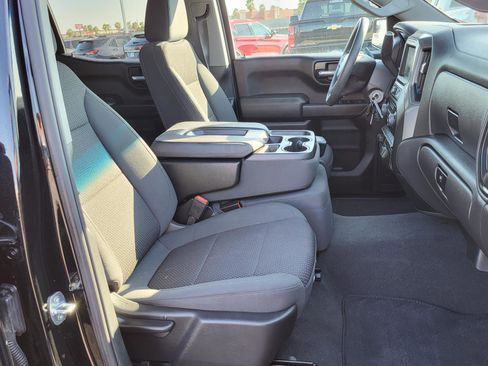 Used 2022 Chevrolet Silverado 1500 Custom Trail Boss w/ LPO, Dark Essentials Package image 10