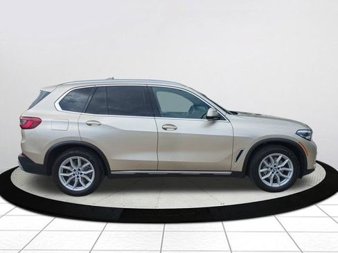 Used 2019 BMW X5 xDrive40i w/ Premium Package 2 AWD/4WD image 2