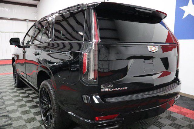 Used 2021 Cadillac Escalade Sport Platinum RWD image 13