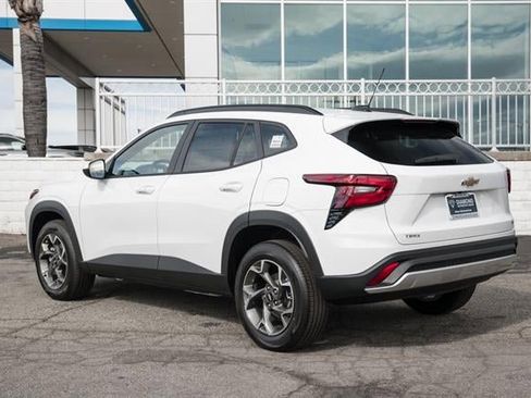 New 2026 Chevrolet Trax LT w/ Driver Confidence Package image 43