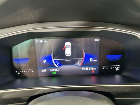 Certified 2022 Volkswagen Tiguan SE image 10