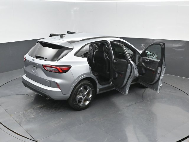Certified 2024 Ford Escape ST-Line AWD/4WD image 25