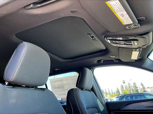 New 2026 Jeep Grand Cherokee Laredo AWD/4WD image 14