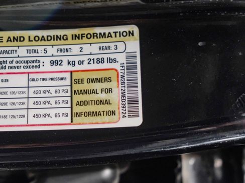 Used 2021 Ford F250 Lariat w/ Lariat Ultimate Package AWD/4WD image 69