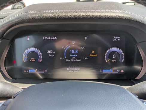 Used 2023 Jeep Grand Cherokee L Limited w/ Luxury Tech Group II RWD image 13