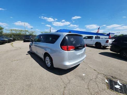 Certified 2023 Chrysler Voyager LX FWD image 18