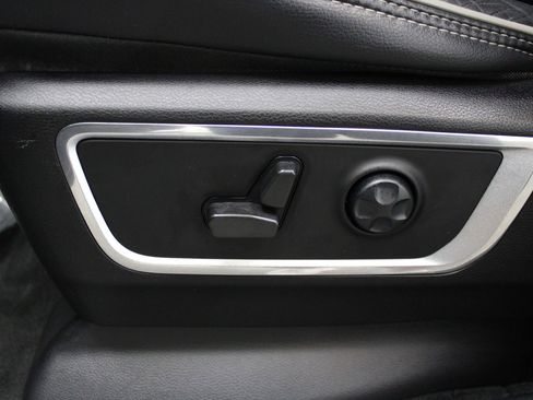 Used 2021 RAM 1500 Laramie w/ Sport Appearance Package AWD/4WD image 15
