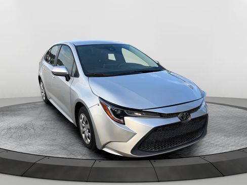 Used 2021 Toyota Corolla LE FWD image 8