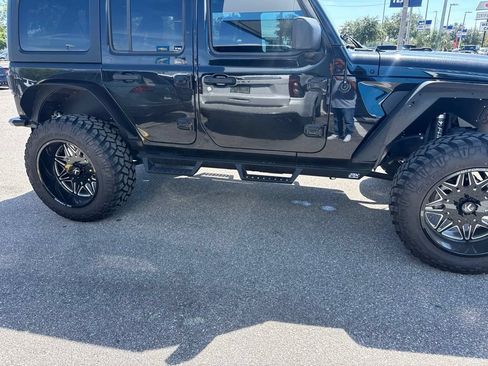 Used 2023 Jeep Wrangler Unlimited Sport AWD/4WD image 4