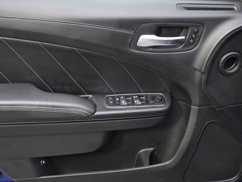 Used 2019 Dodge Charger Scat Pack w/ Daytona Edition Group RWD image 25