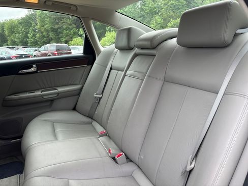Used 2010 INFINITI M35 x w/ Technology Pkg AWD/4WD image 14