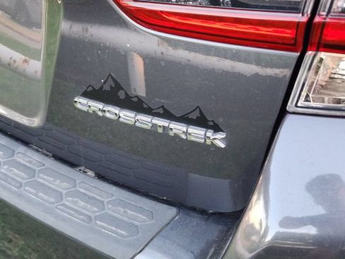 Used 2022 Subaru Crosstrek 2.5i Limited w/ Moonroof Package 2 AWD/4WD image 10