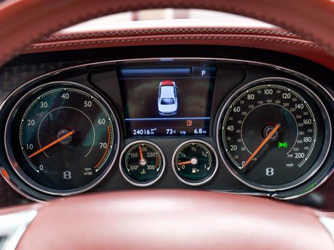 Used 2017 Bentley Flying Spur S W12 AWD/4WD image 20