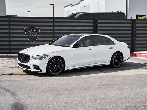 Used 2024 Mercedes-Benz S 580 4MATIC Sedan image 5