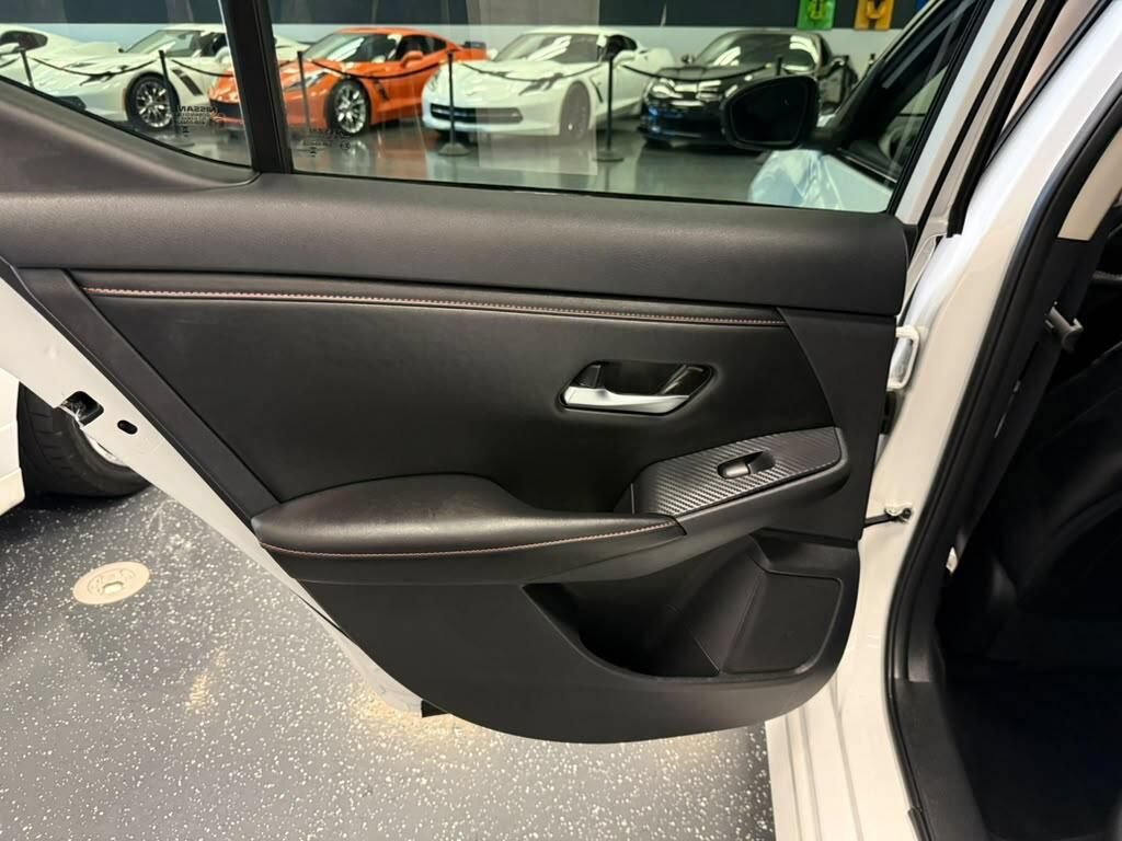 Used 2025 Nissan Sentra SR w/ SR Premium Package FWD image 11