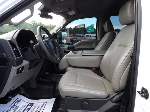 Used 2022 Ford F250 XL w/ Power Equipment Group AWD/4WD image 17