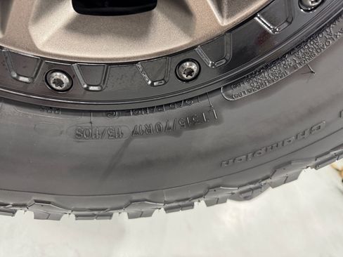 New 2025 Jeep Wrangler Unlimited Rubicon 392 image 13