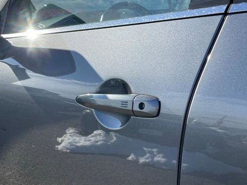 Certified 2023 Nissan Pathfinder SL w/ Lighting Package (N92) image 26