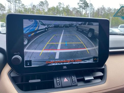 Used 2024 Toyota RAV4 Limited image 15