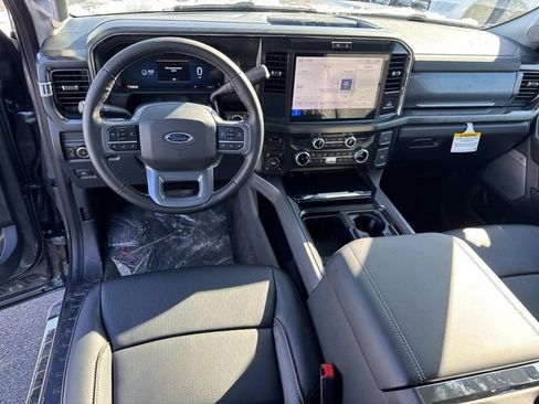 New 2026 Ford F250 Lariat w/ Chrome Package image 13