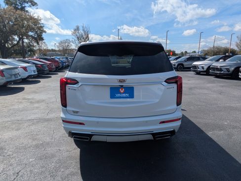 Used 2024 Cadillac XT6 Luxury image 28