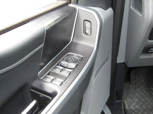 Used 2021 Ford F150 XLT w/ Equipment Group 301A Mid image 17