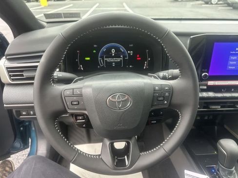 New 2026 Toyota Camry SE FWD image 13