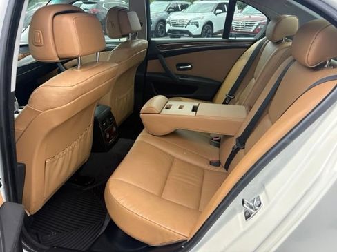 Used 2009 BMW 528i Sedan RWD image 23
