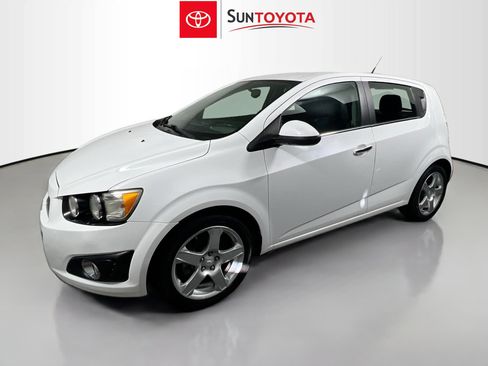 Used 2014 Chevrolet Sonic LTZ image 9