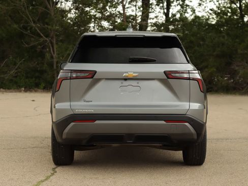 Used 2026 Chevrolet Equinox LT w/ LPO, Floor Liner Package FWD image 6