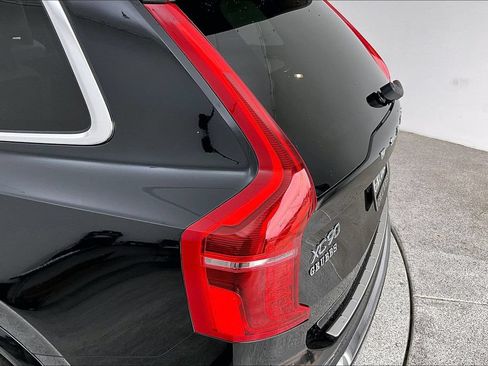 Used 2021 Volvo XC90 T8 Inscription w/ Advanced Package AWD/4WD image 40