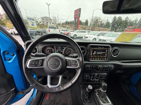 Used 2022 Jeep Wrangler Unlimited Sahara w/ LED Lighting Group image 14