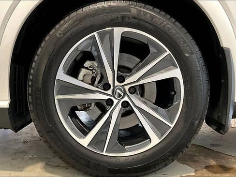 Used 2024 Lexus RX 350 Premium w/ Cold Area Package AWD/4WD image 34