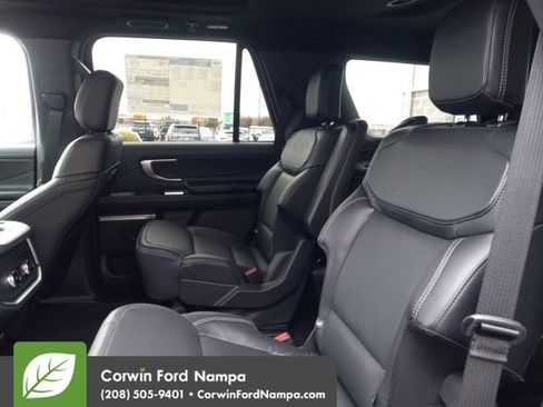 New 2025 Ford Expedition Platinum w/ Stealth Performance Package image 24