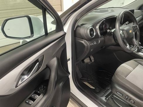Used 2024 Chevrolet Blazer LT w/ Convenience Package AWD/4WD image 10