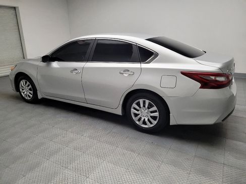 Used 2018 Nissan Altima 2.5 S w/ S Convenience Package image 3