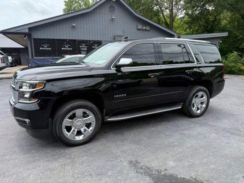 Used 2015 Chevrolet Tahoe LTZ AWD/4WD image 2