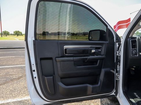 Used 2013 RAM 1500 R/T w/ Convenience Group RWD image 22