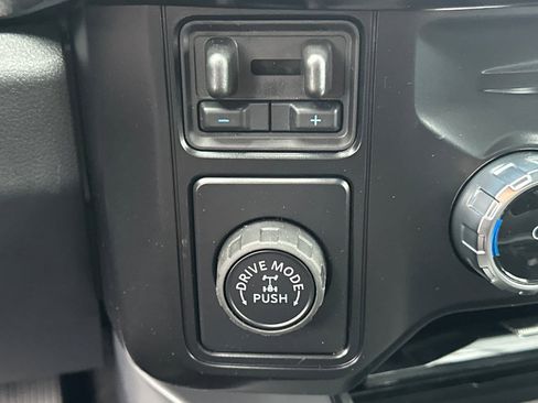 New 2026 Ford F350 Lariat image 32