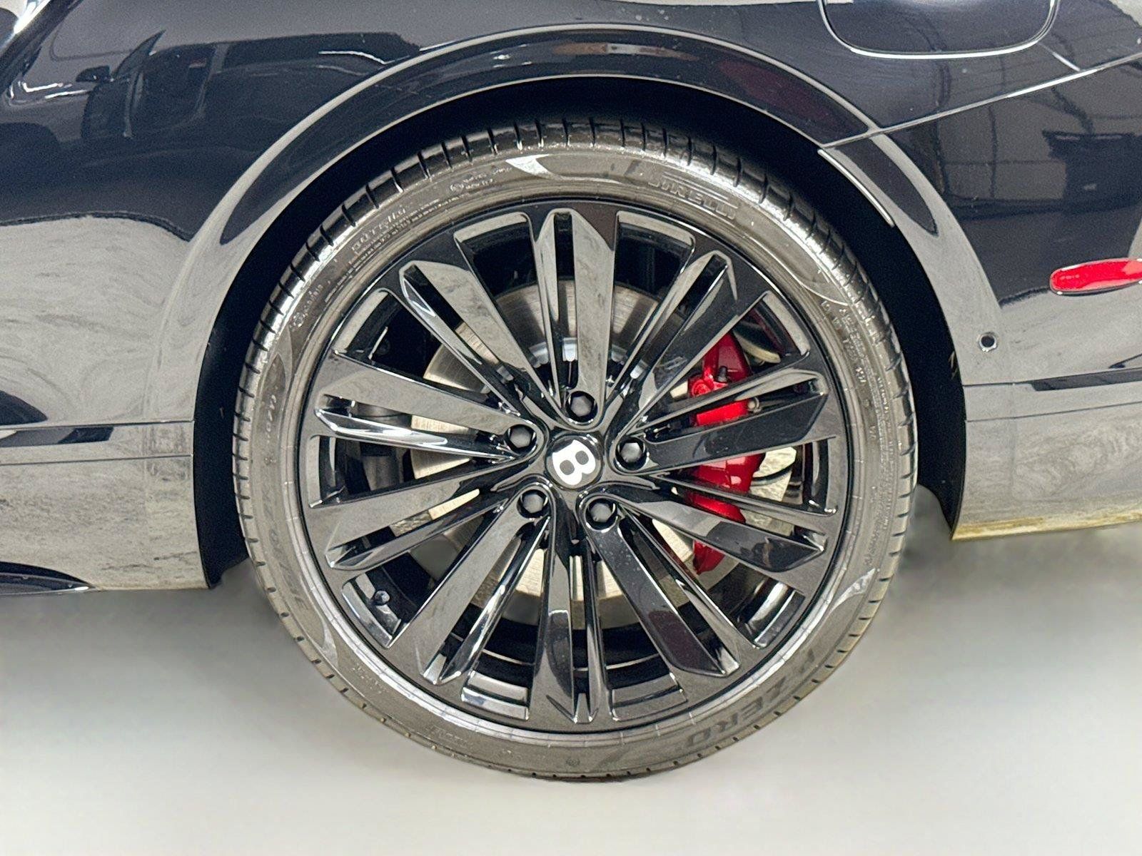 Used 2025 Bentley Continental GT Speed AWD/4WD image 35